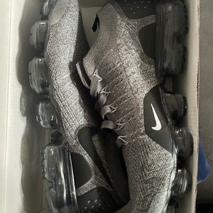 Men’s Vapormax Size 10